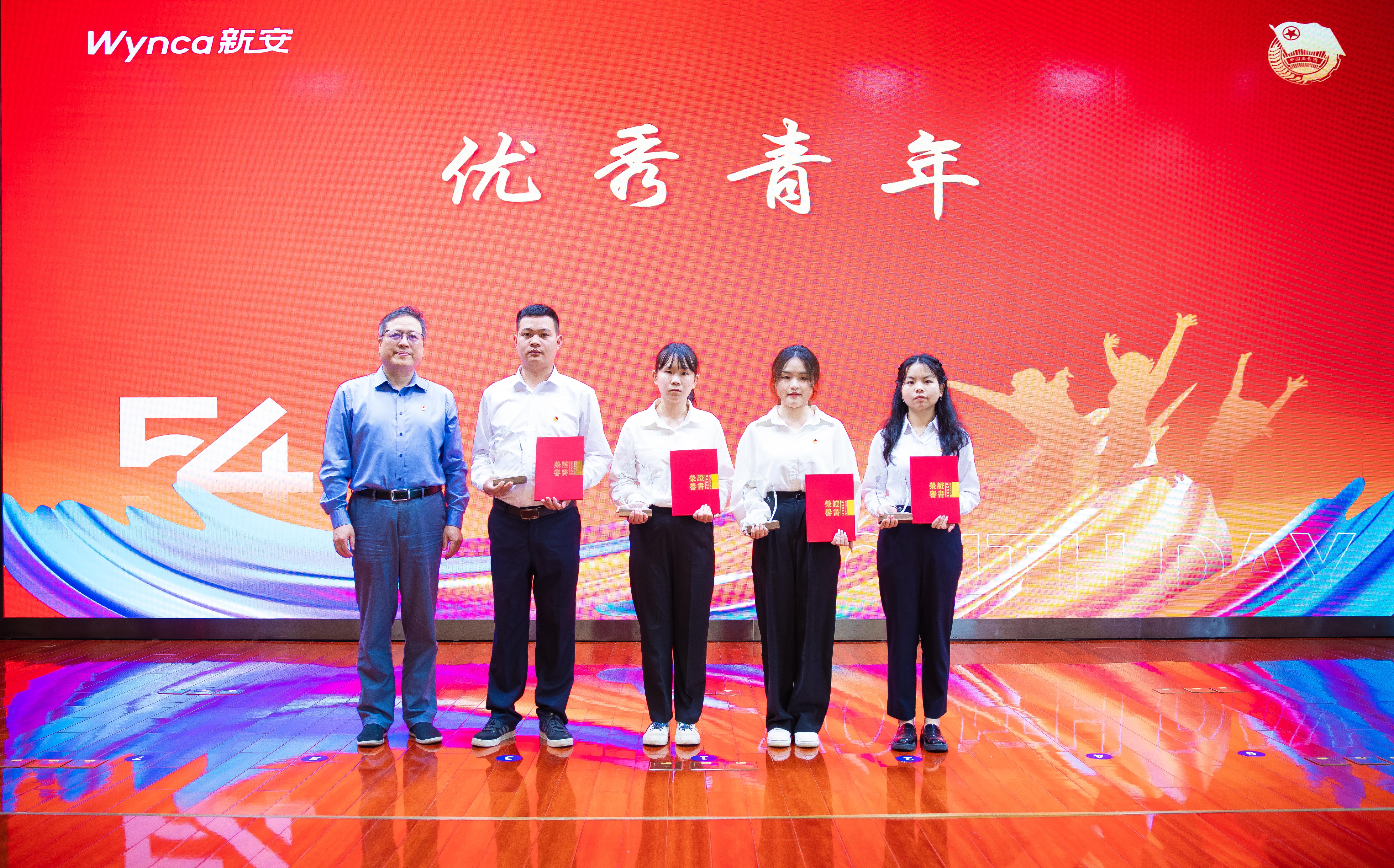 16925311992981820cRQ.jpg 16925311992981820cRQ.jpg