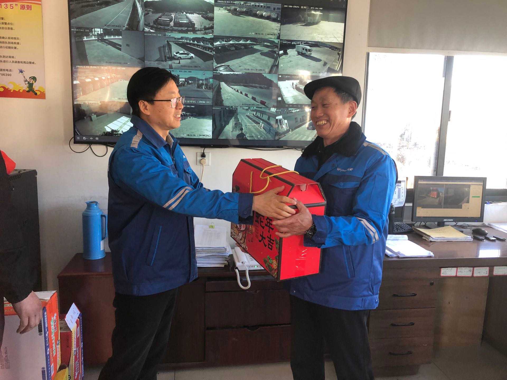 17393421118540500xiD.jpg 17393421118540500xiD.jpg